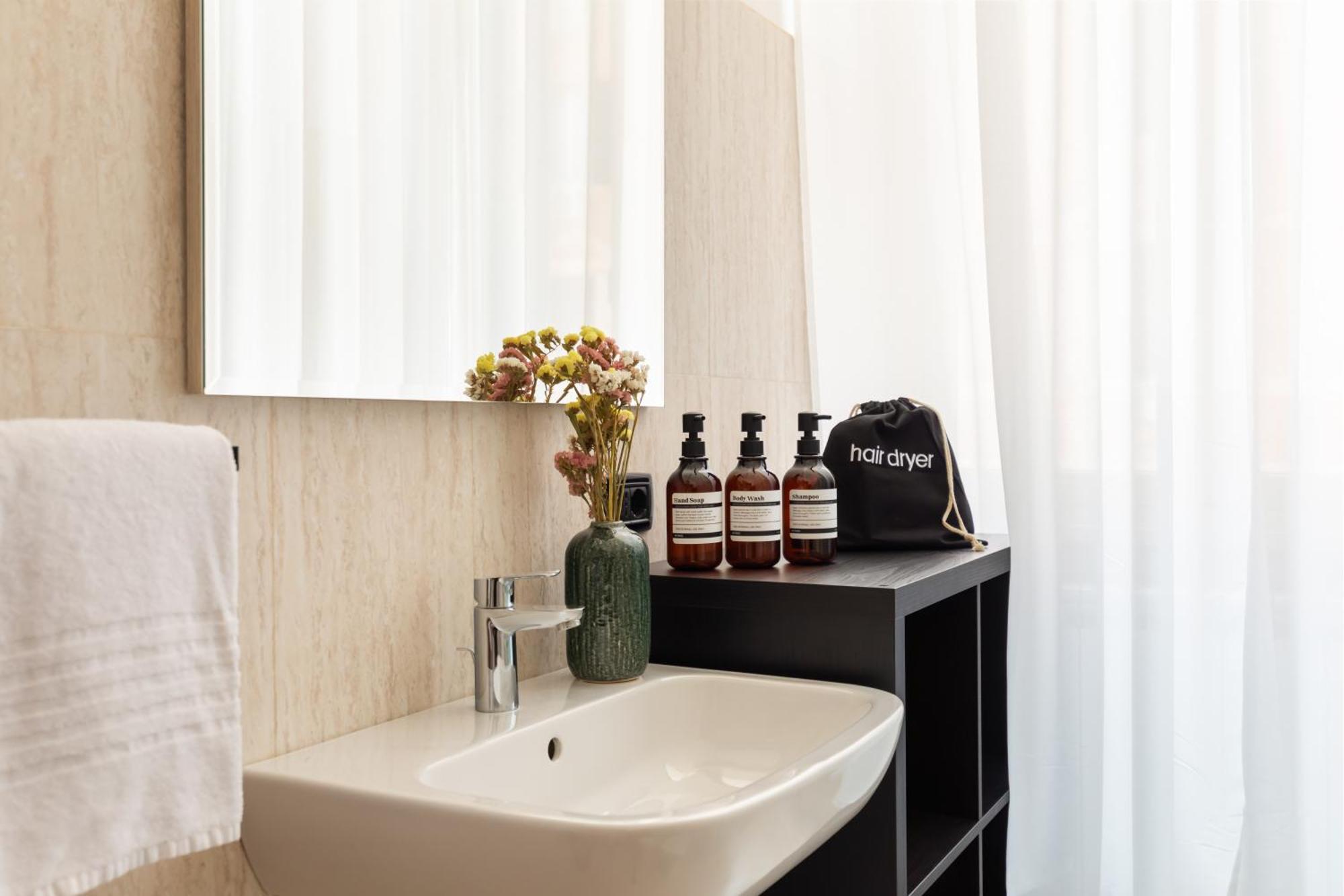 Candia Boutique Apartment โรม ภายนอก รูปภาพ